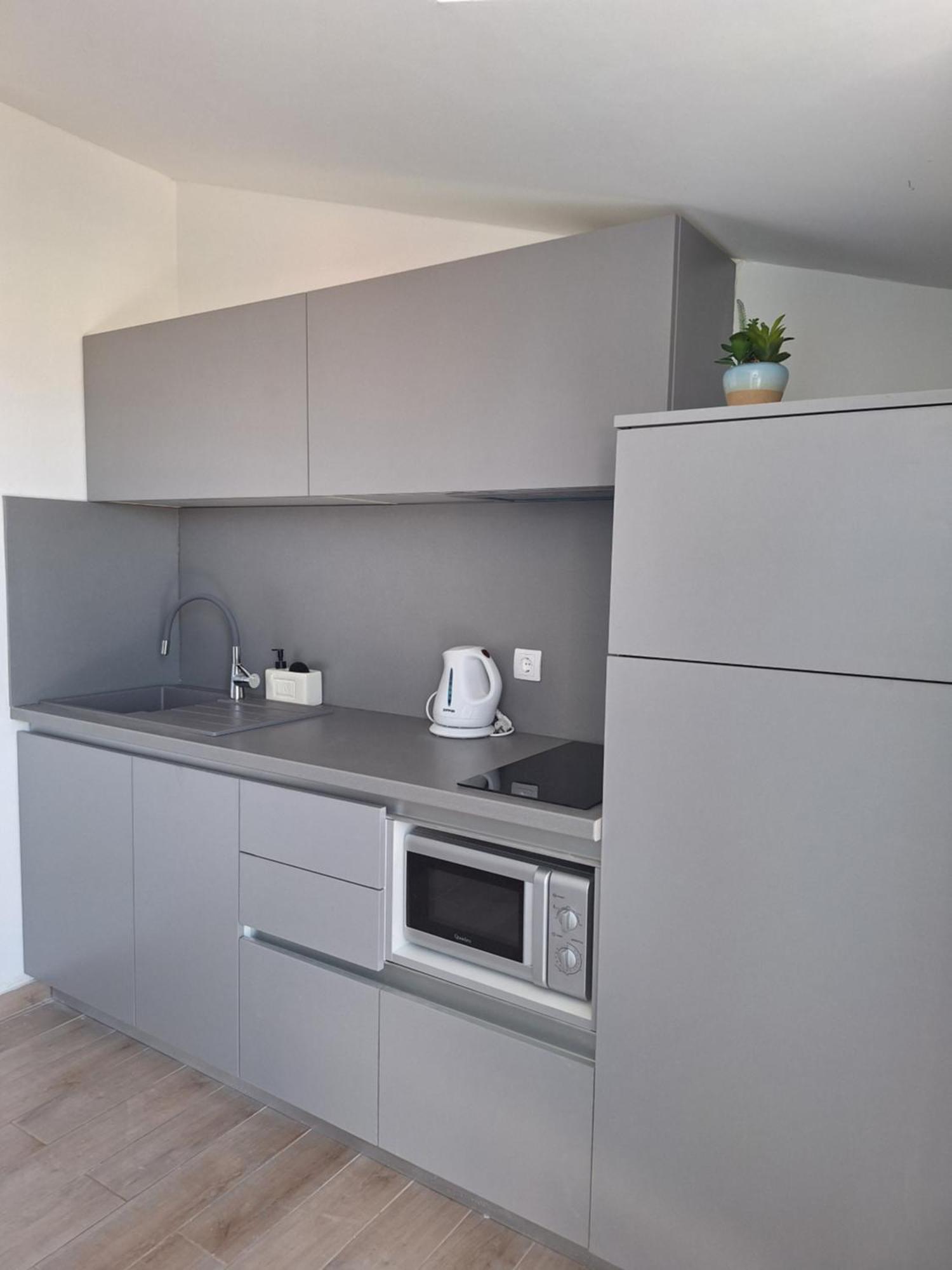 Apartments Miki 2 Новалья Экстерьер фото
